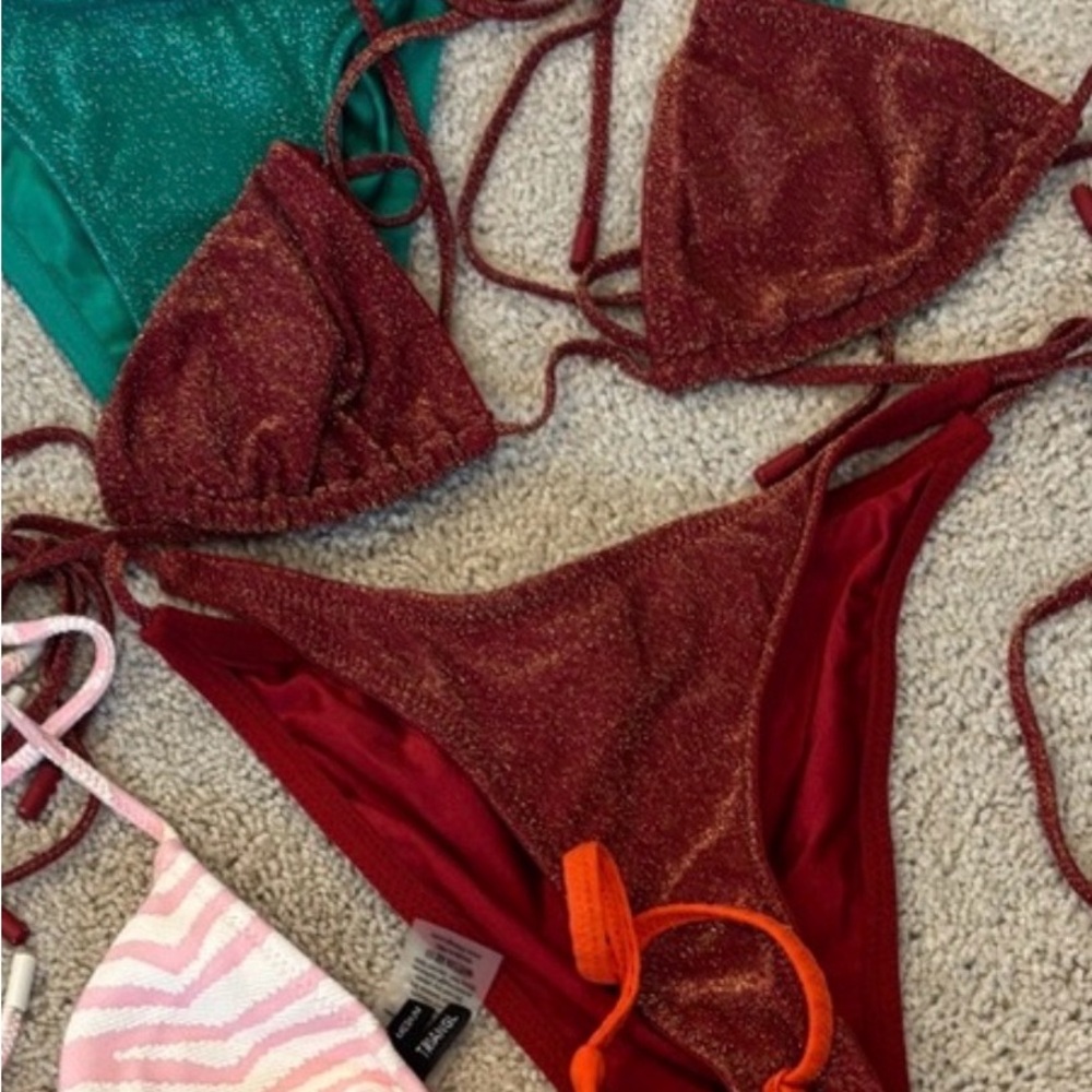 Triangl Ruby Sparkle